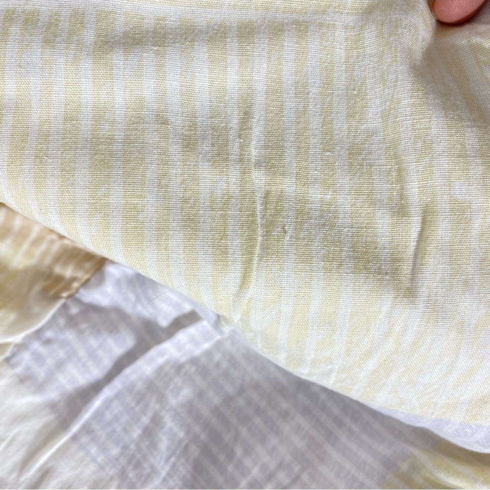5/$35 Vintage Floral and Striped Ruffled Pillowcases Lot x4 - Picture 8 of 16